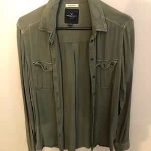 American eagle button down